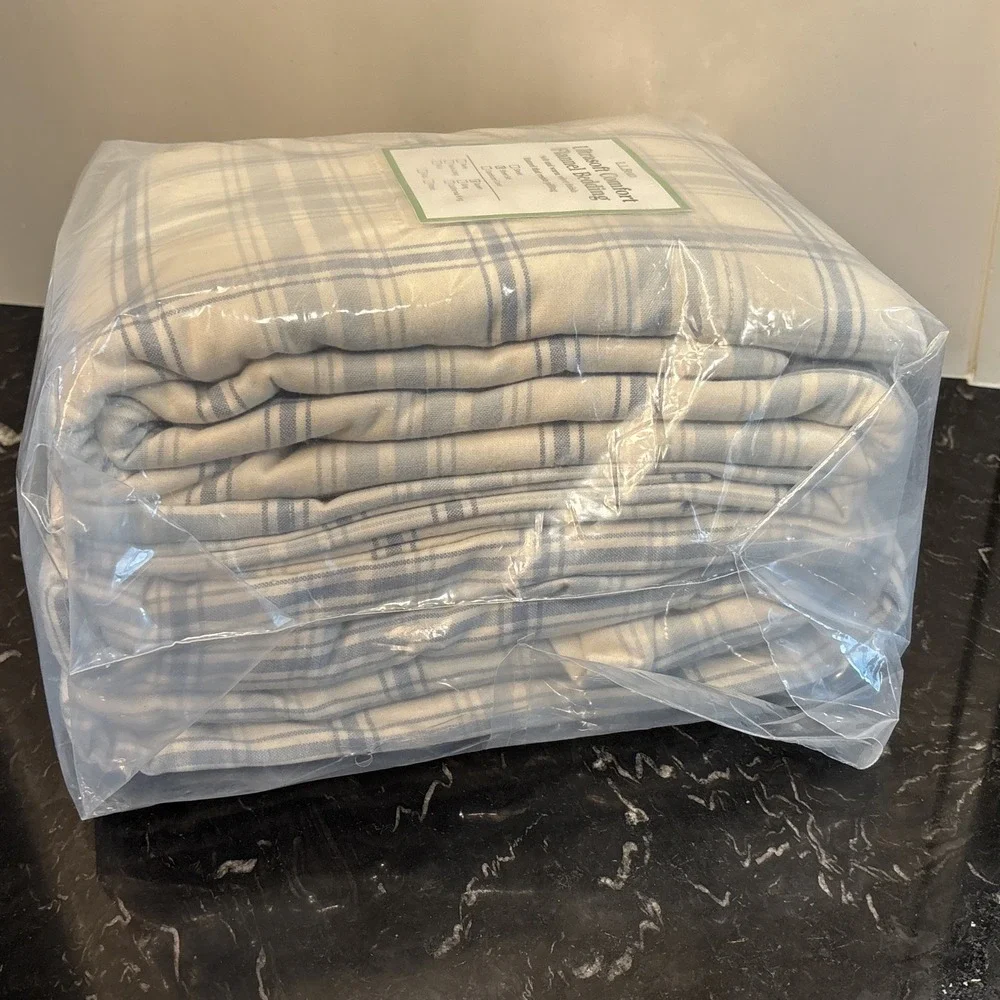 L.L. Bean Queen Ultrasoft Comfort Portuguese Flannel Sheet Set Bay Blue - New